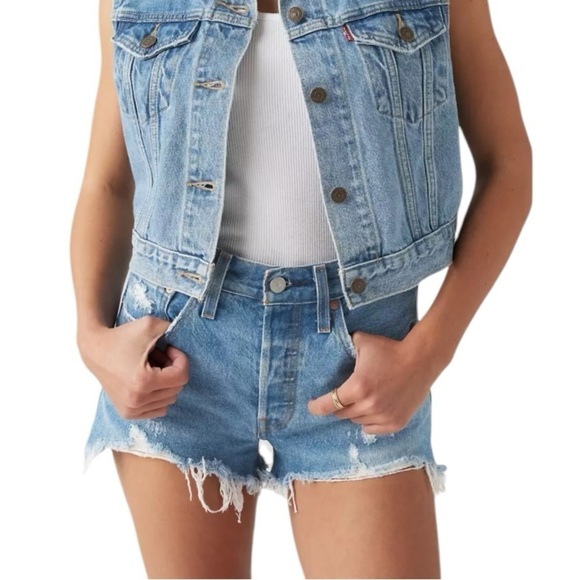 Levi's Pants - Levi ORIGINAL FIT HIGH RISE WOMEN'S SHORTS High Rise Cutoff. Blue. Size 31. #716
